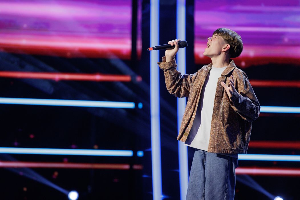 Mark Chitoraga (3)