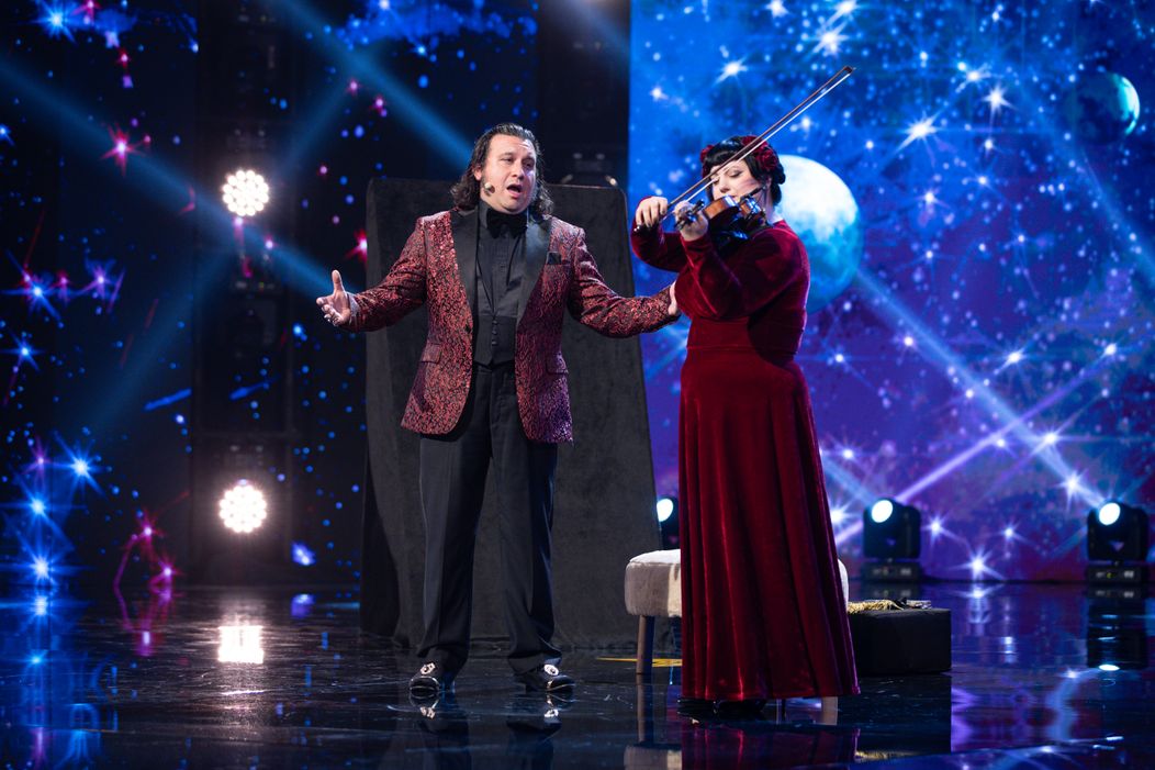 Sideshow Opera (1)