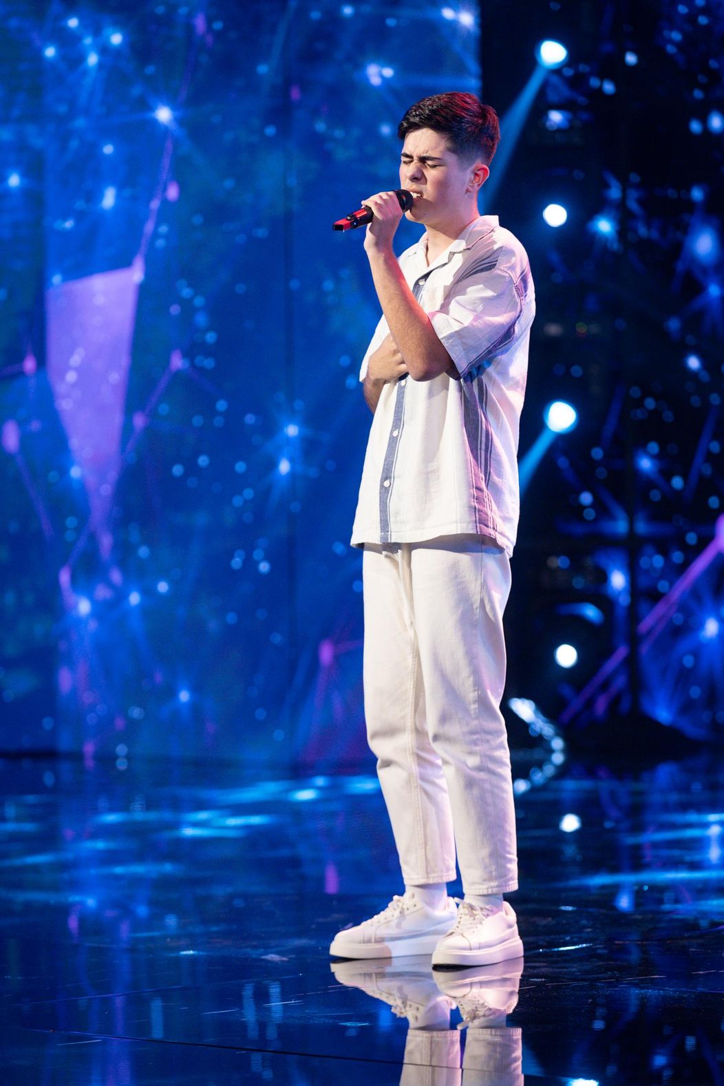 Lukas Urdea (2)