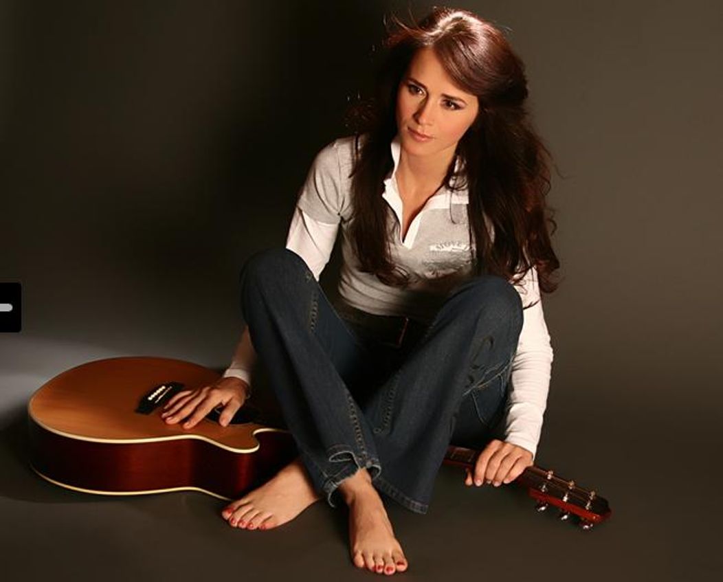 madalina-manole (1)