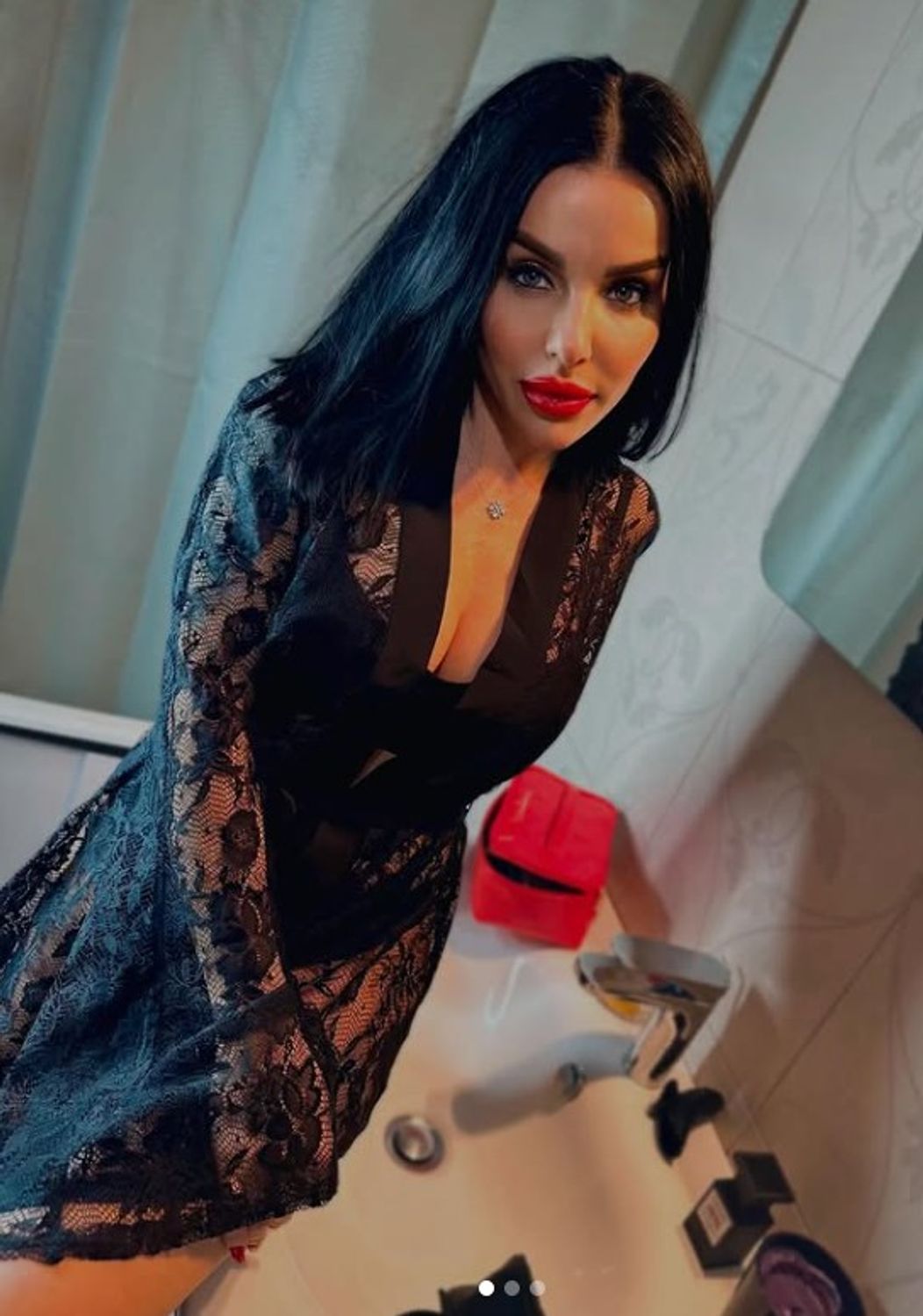 julia 2