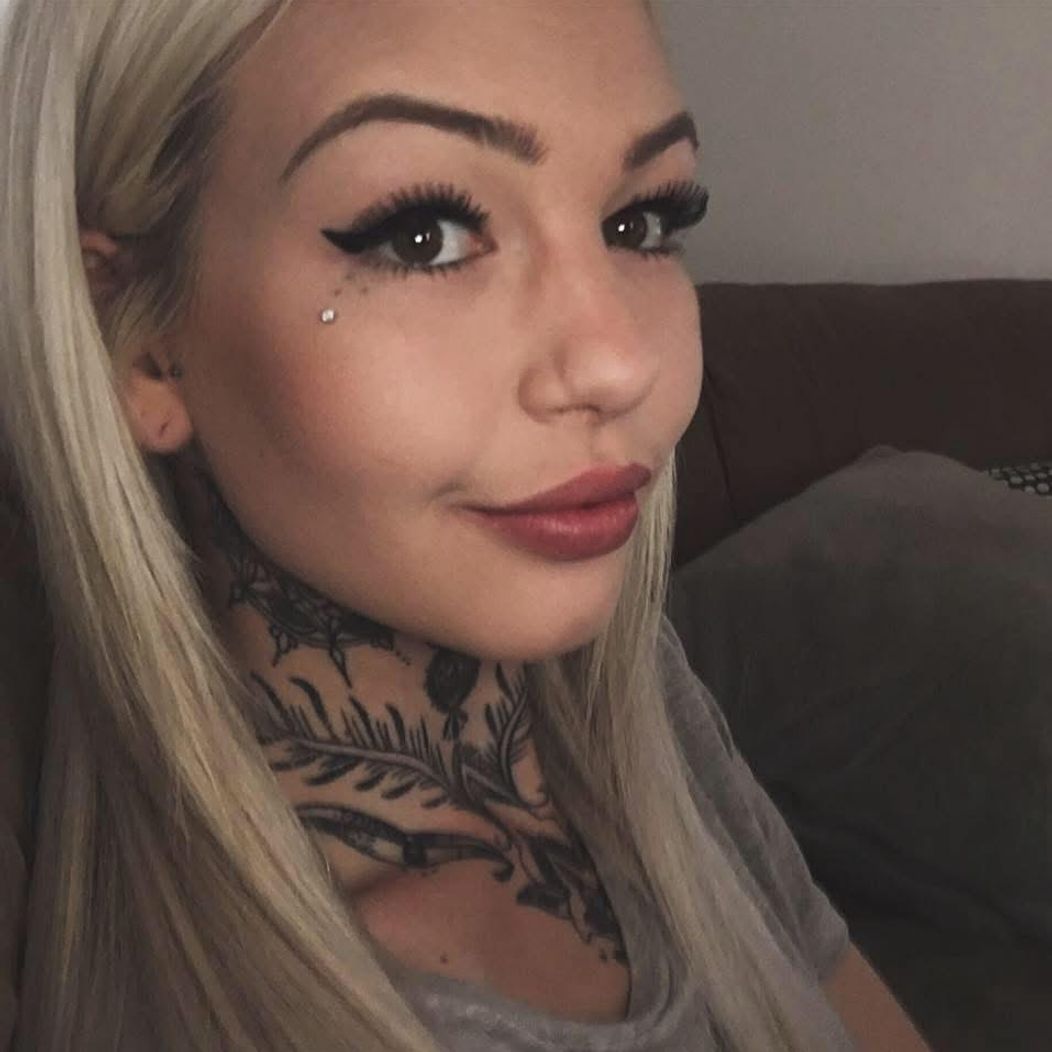 ✨ FACE TATTOO REMOVAL & WHY ✨I realised when I was 20 years old that no matter what I did - soci (1)
