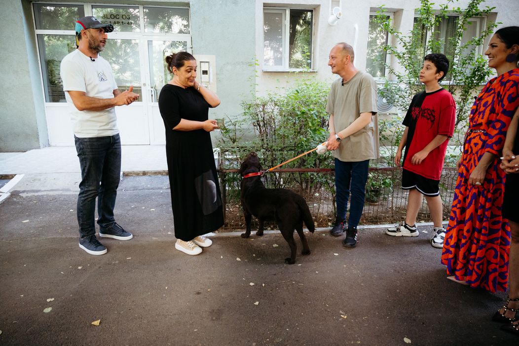 Arhitecții fac cunoștință cu familia Covaci. Cum arată apartamentul în care locuiesc cei trei „De câte ori m-am uitat la Claudiu, a (3)