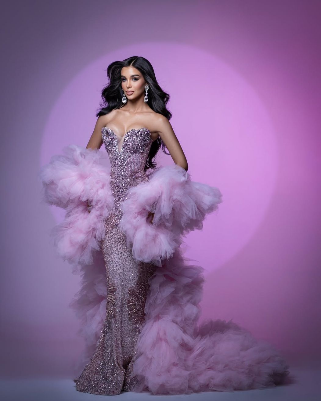⏳ 📸 @fotogabrielvenezuela Producción- @erickgab 👗 @bymariagoncalves 💎 @gwittels (2)