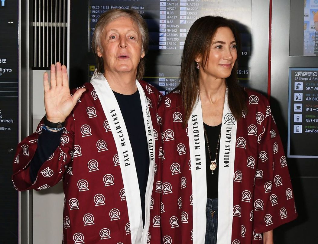 Nancy Shevell, soția lui Paul McCartney, senzația plajei în pandemie la 61 de ani
