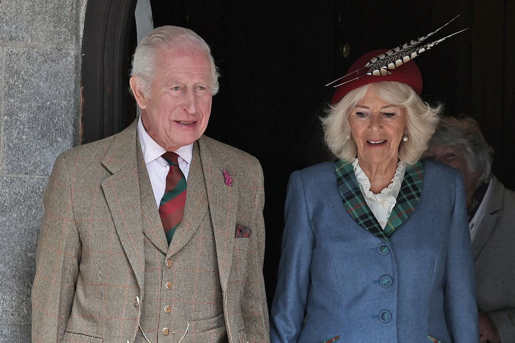 regele charles si camilla