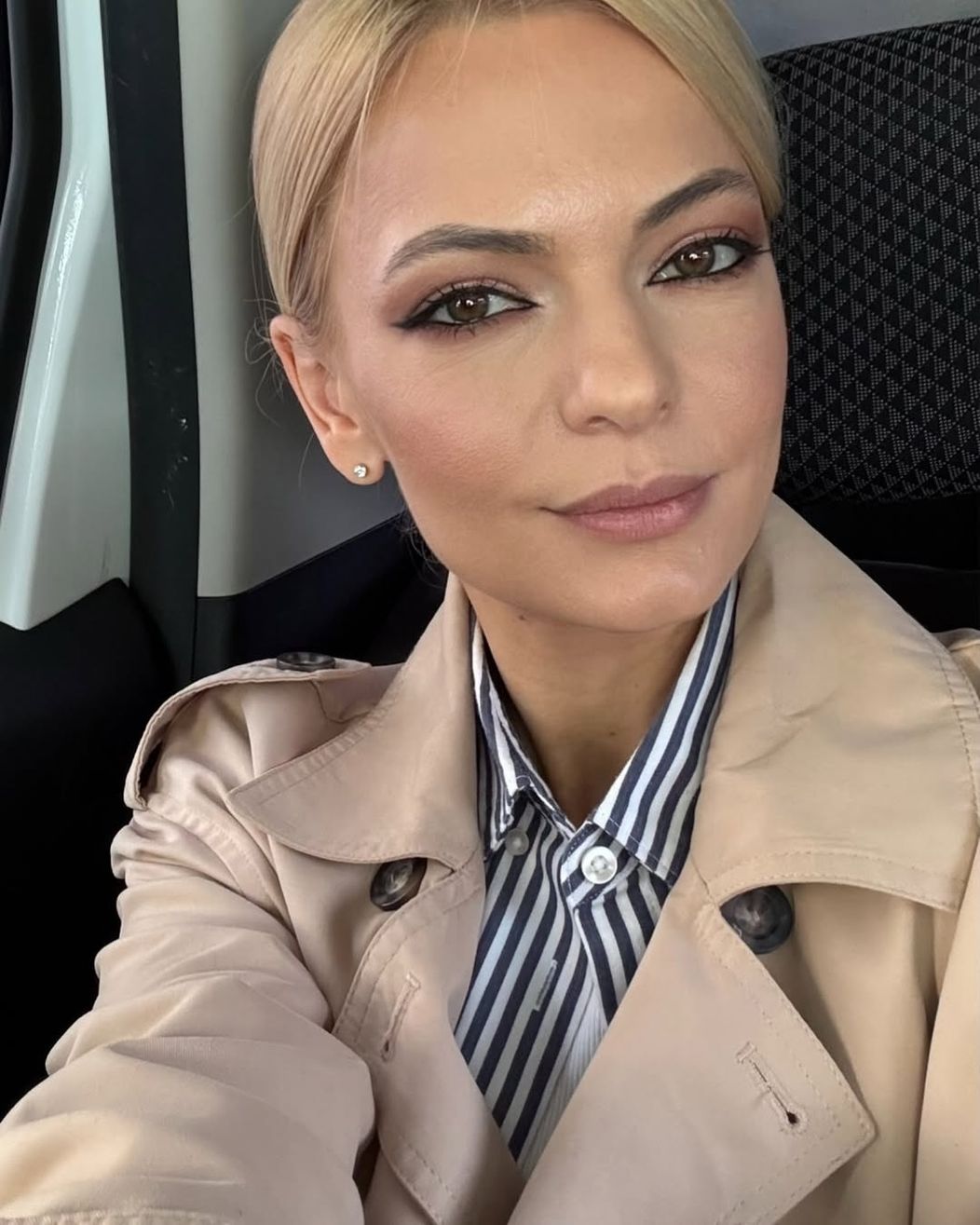 On the move, on the story! 🎤 for @stirileprotvro (1)