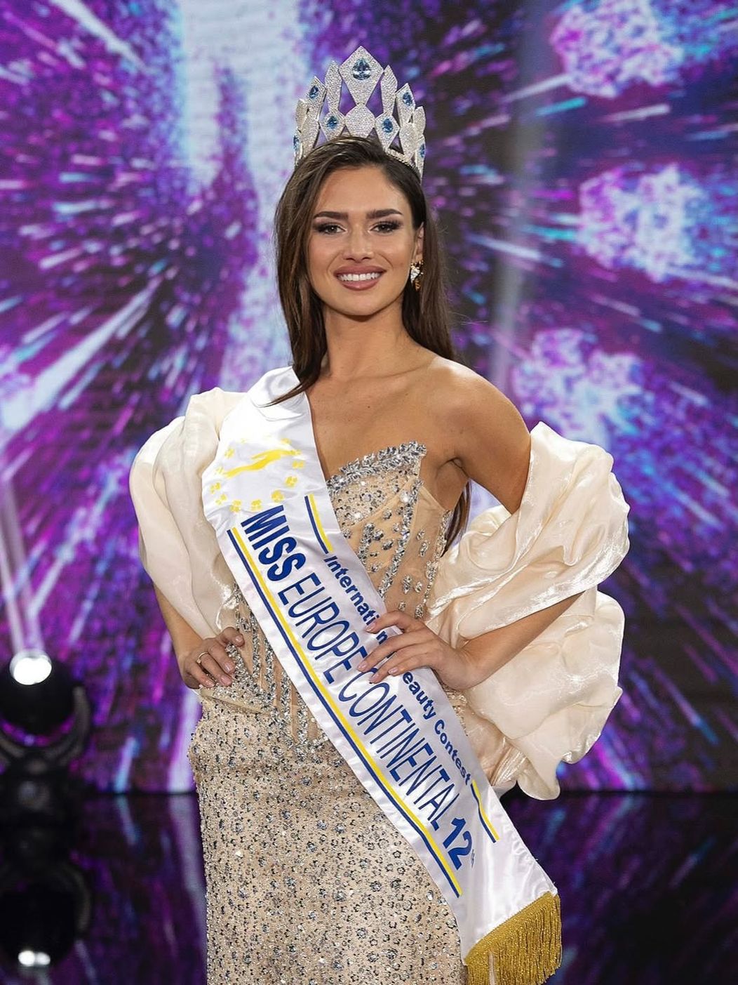 Last night, a dream I fought for with all my heart finally came true.I was crowned Miss Europe C (1)