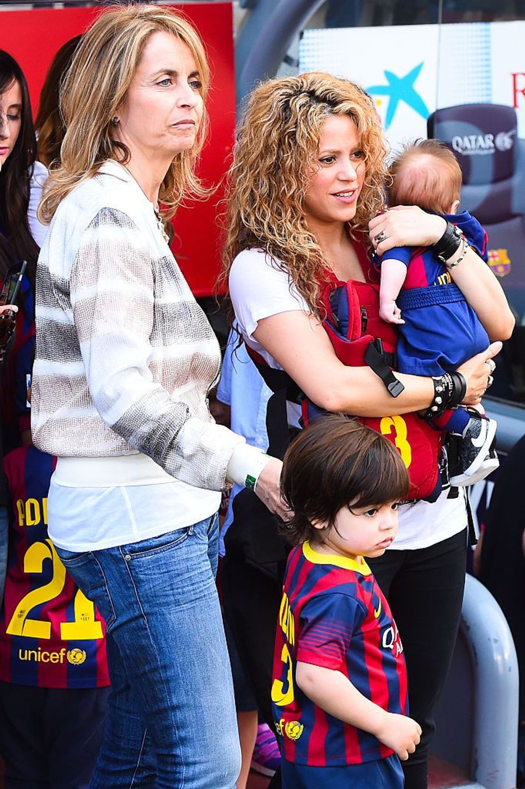 Shakira impreuna cu copiii ei si fosta soacra 
