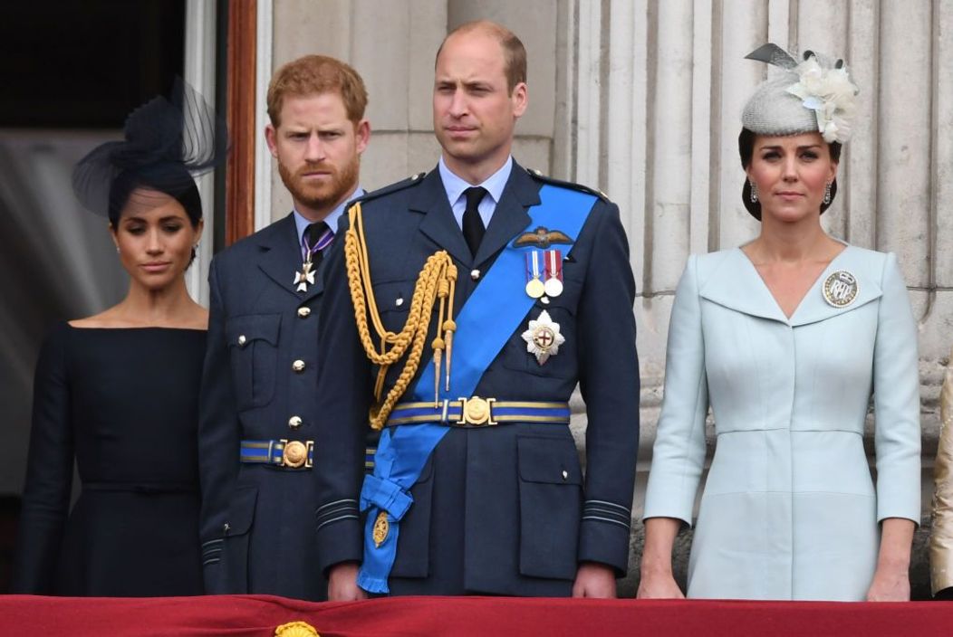 Prințul William și Prințul Harry, alături de soțiile lor, Kate Middleton și Meghan Markle, în balconul regal de la Buckingham Palace