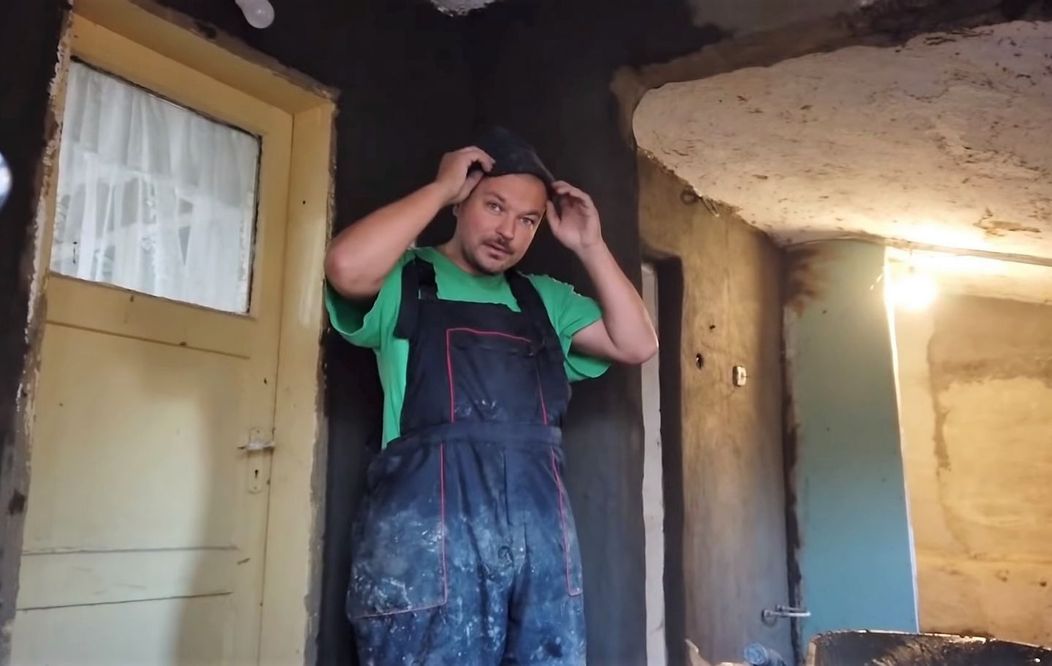 Puya își amenajează casa de la țară cu ajutorul fanilor. „Nu credeam că o să vină așa mulți”