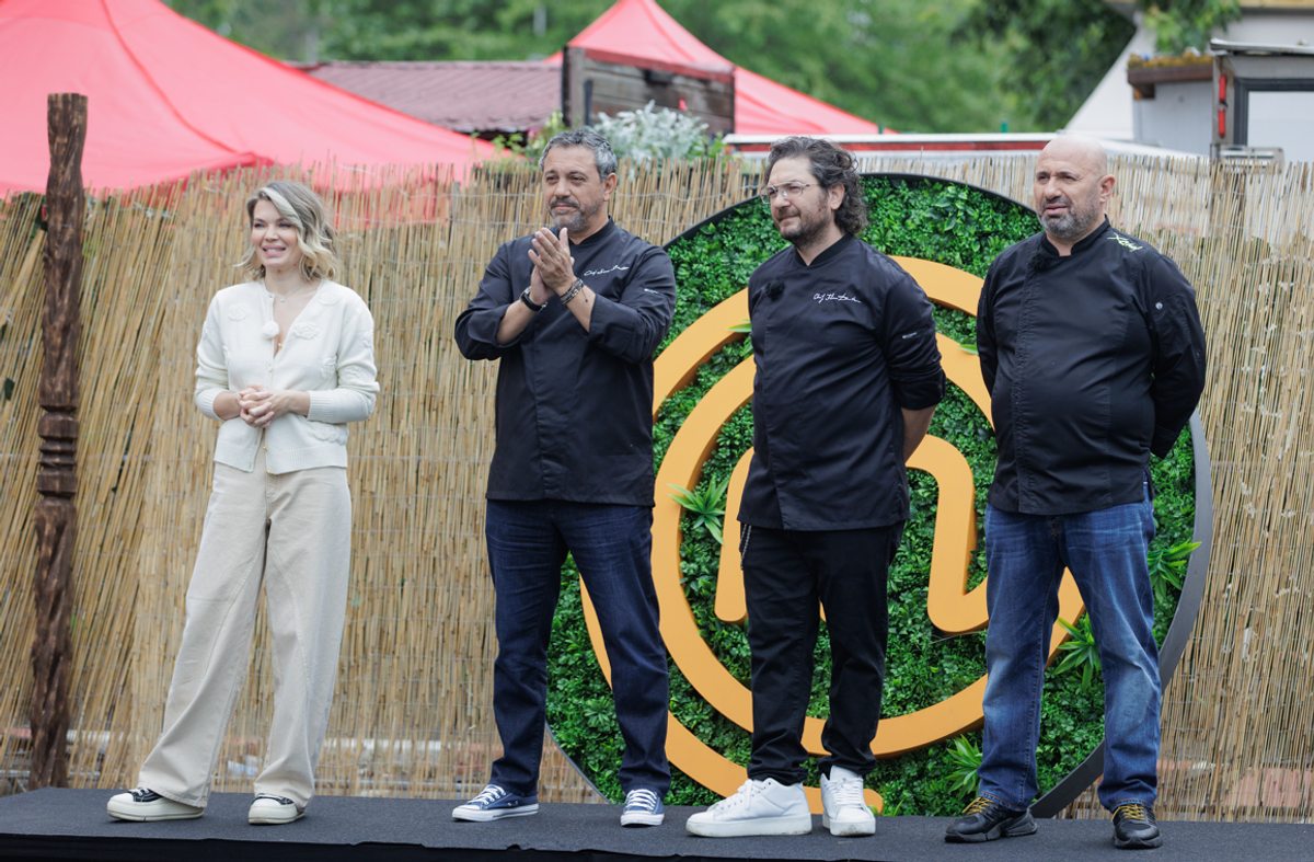 Masterchef, 30 septembrie. Concurenții trebuie să reinterpreteze micii ...