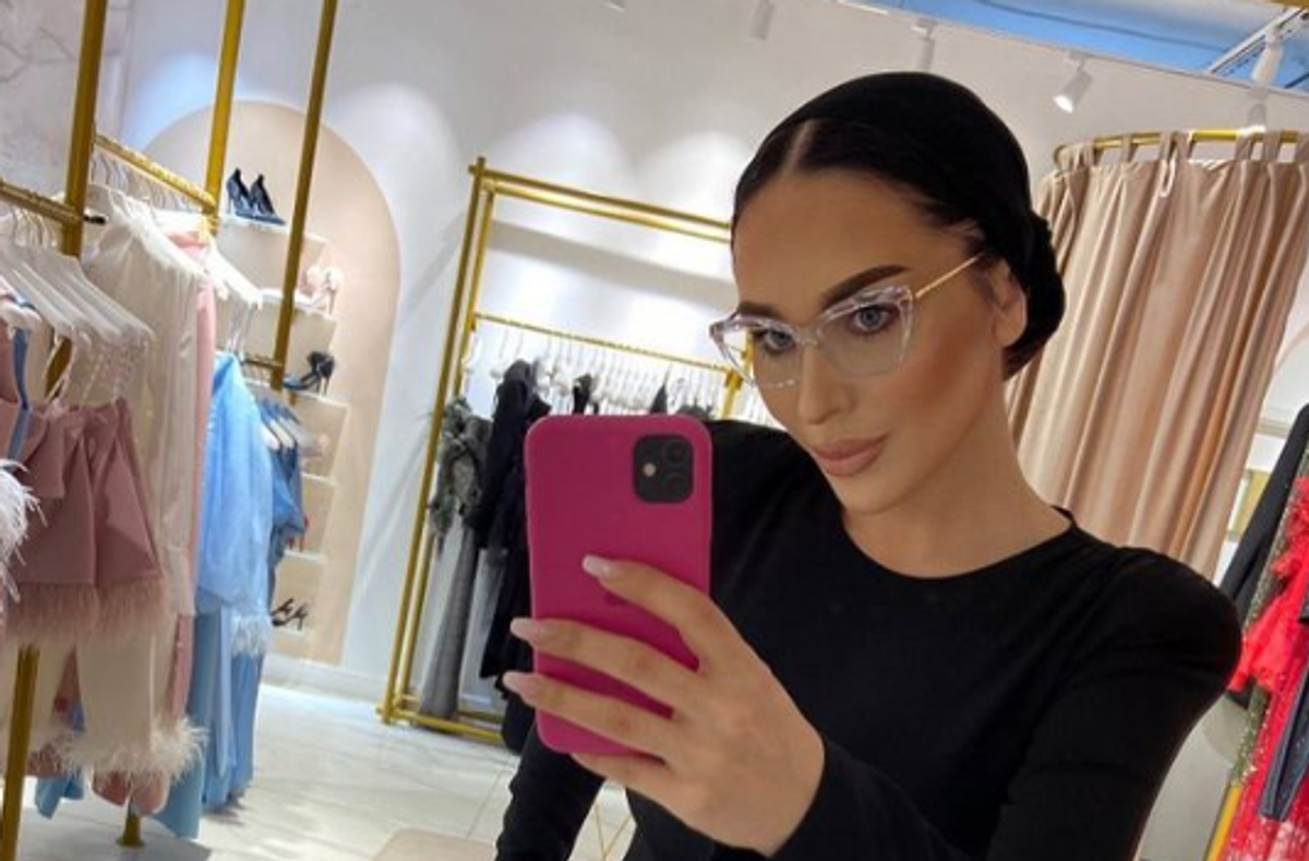 Dana Roba și-a dat jos bandajele de la mâini! Make-up artista, mai ...