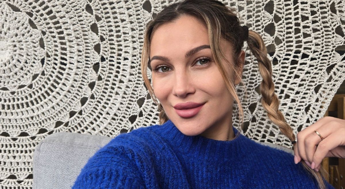 Lora, la cuțite cu o cunoscută influenceriță. Artista nu s-a mai ...