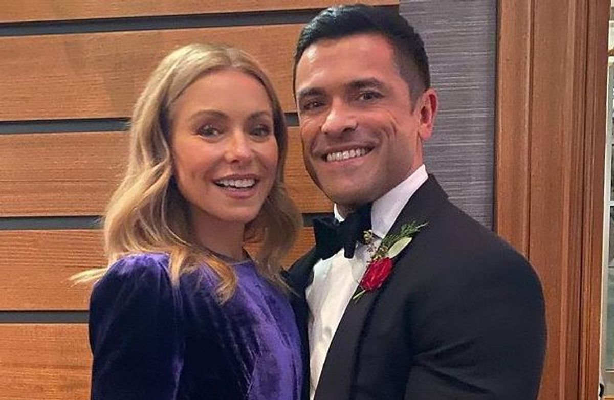 Kelly Ripa a leșinat în timp ce făcea dragoste cu Mark Consuelos | PRO TV