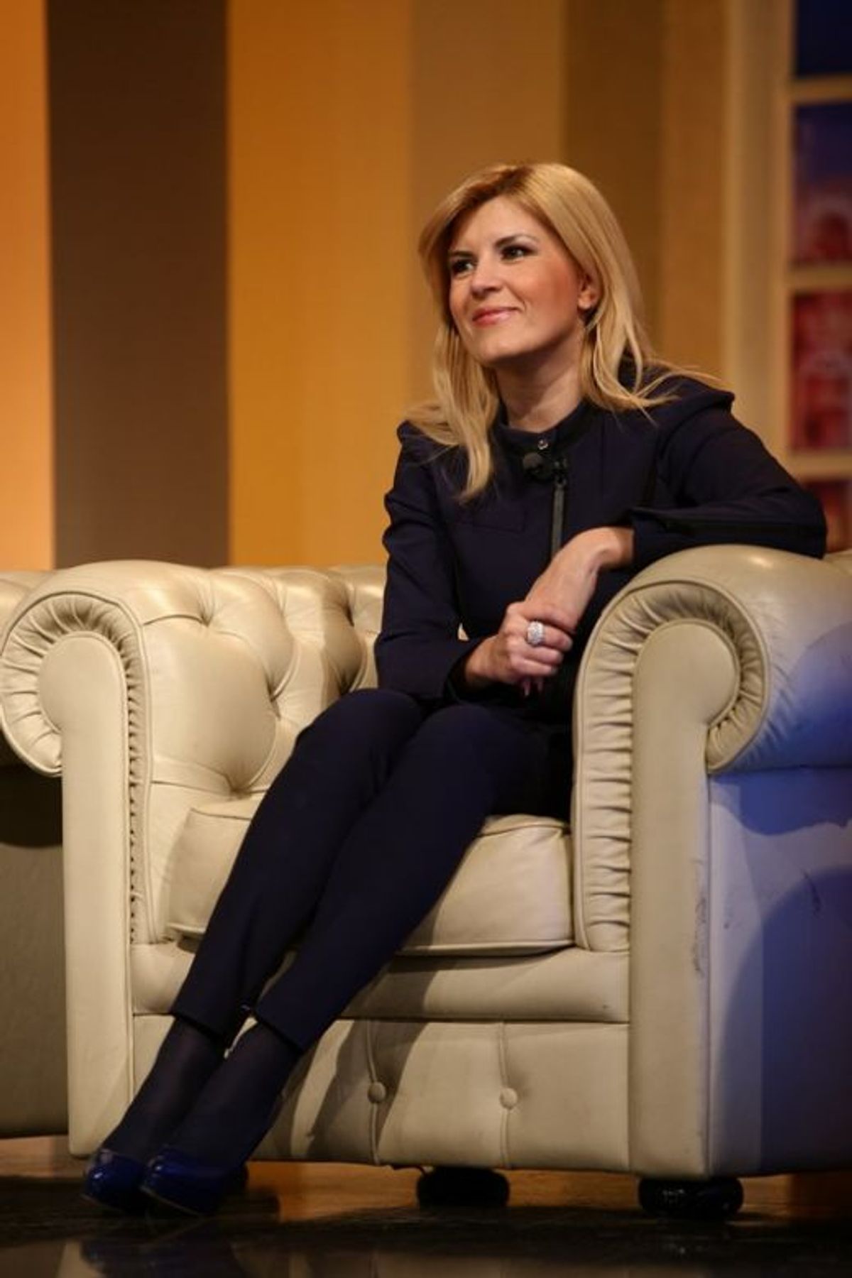 Elena Udrea A Fost Invitata La "Divertis-Serviciul Roman De Comedie ...