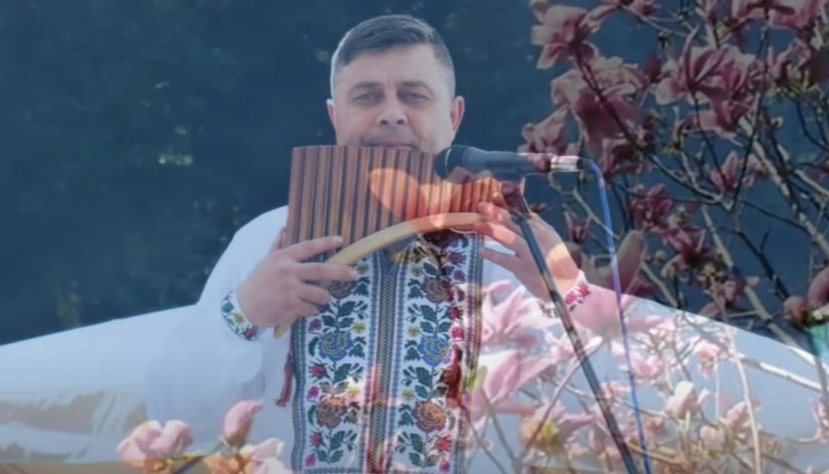 Cristian Rîmbu, cunoscut sub pseudonimul „Maestrul Naiului”, a murit la ...