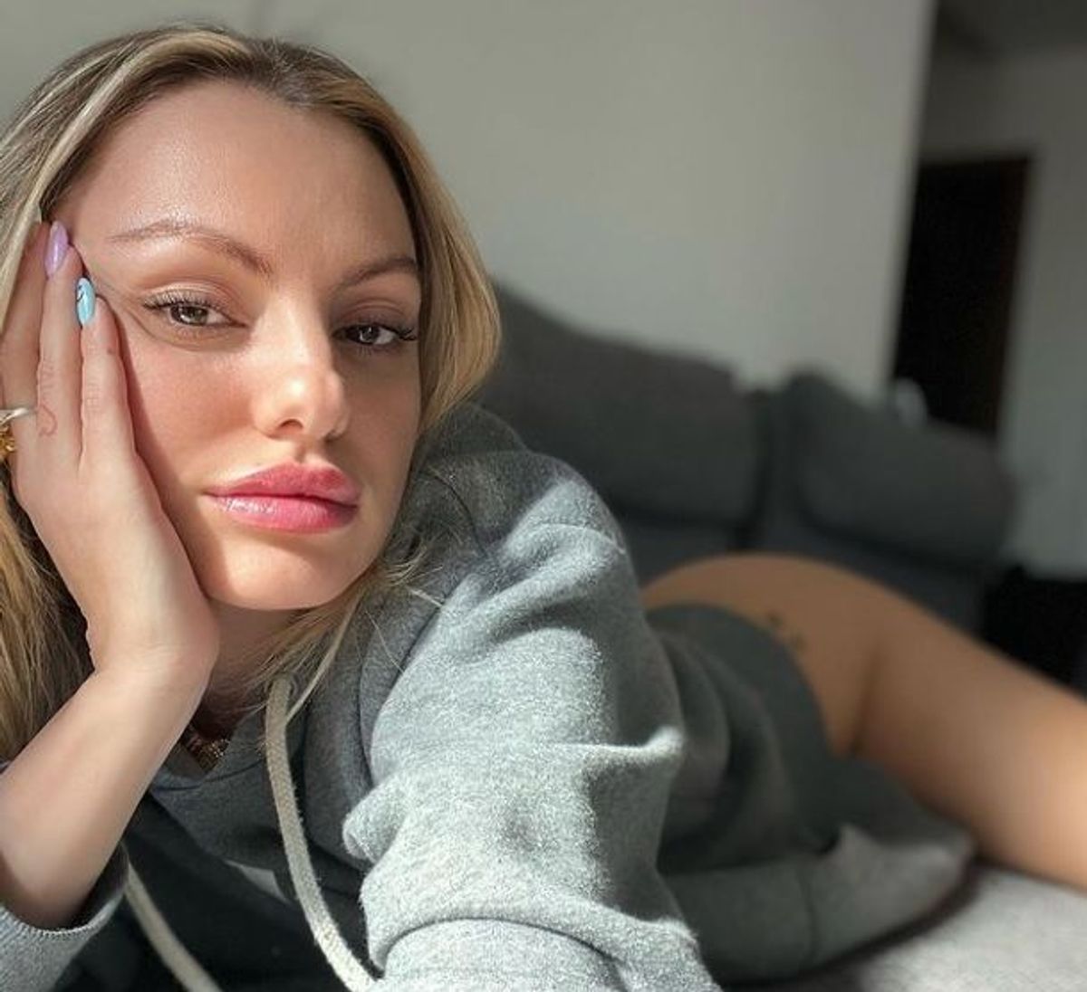 Alexandra stan nuda