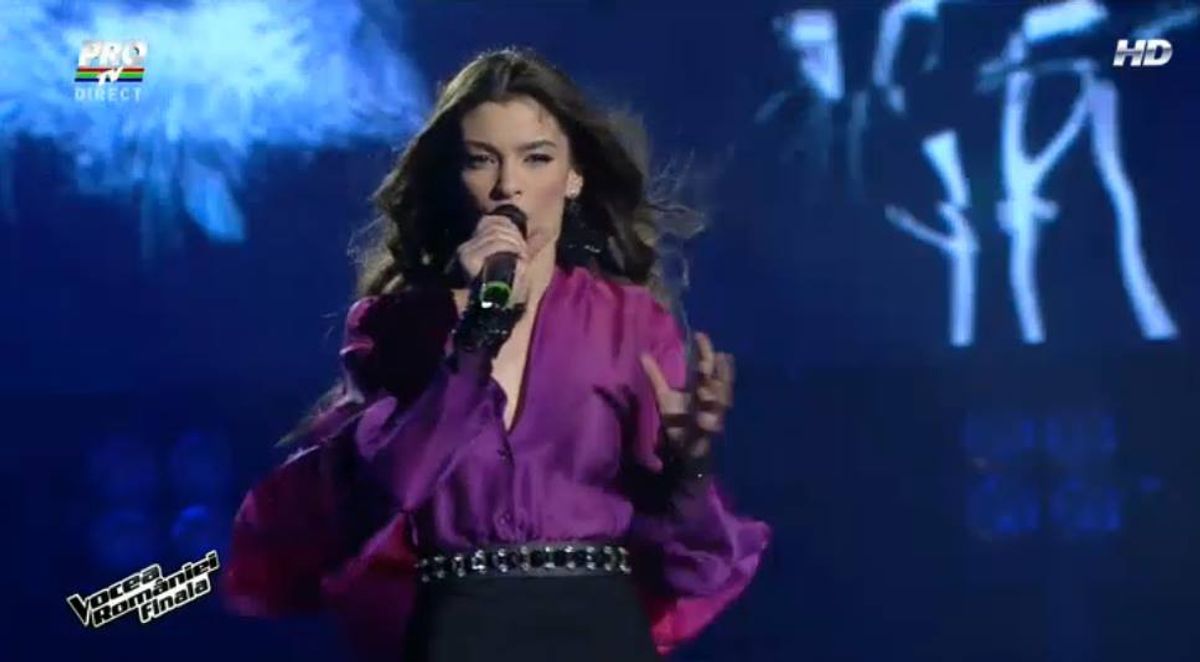 Maria Hojda- Because of you | Scene si bonusuri din Vocea României | PRO TV