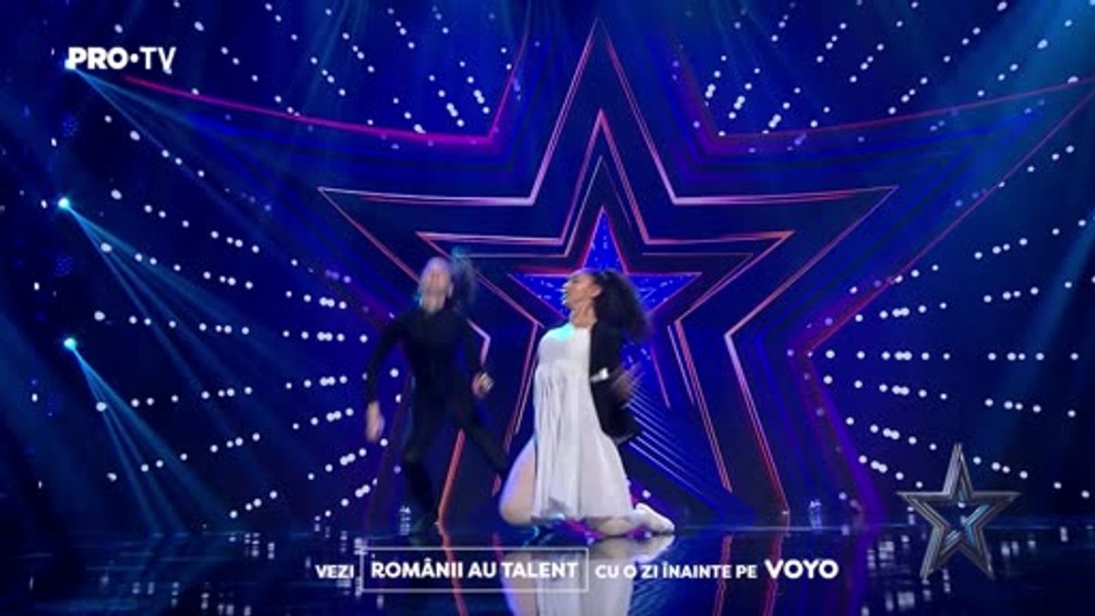 Românii Au Talent 2022 „duality” Roxana Gurău și Clara Copoț Scene Si Bonusuri Din Românii 