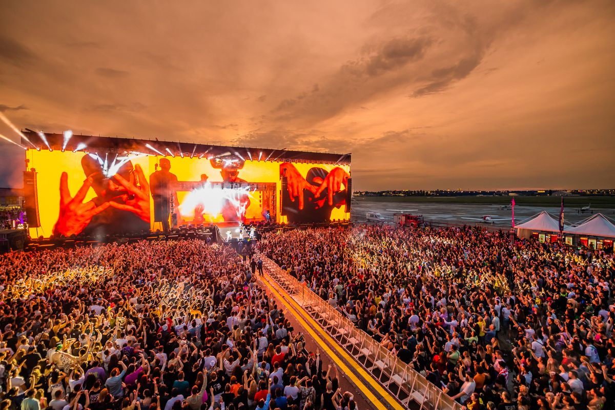 SAGA festival revine cu Rave Plane, Mainstage 360 și trei zone VIP. Cum ...