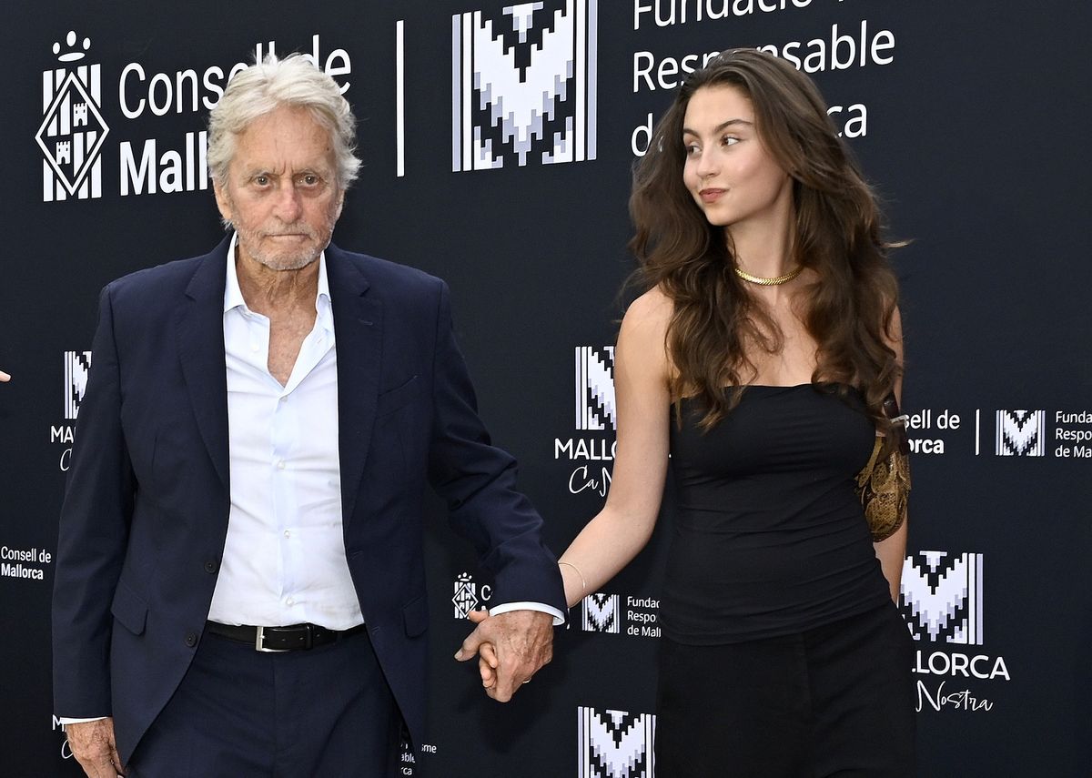 Michael Douglas, apariție rară pe covorul roșu, la 81 de ani. Fostul cuceritor de la Hollywood, de mână cu frumoasa lui fiică