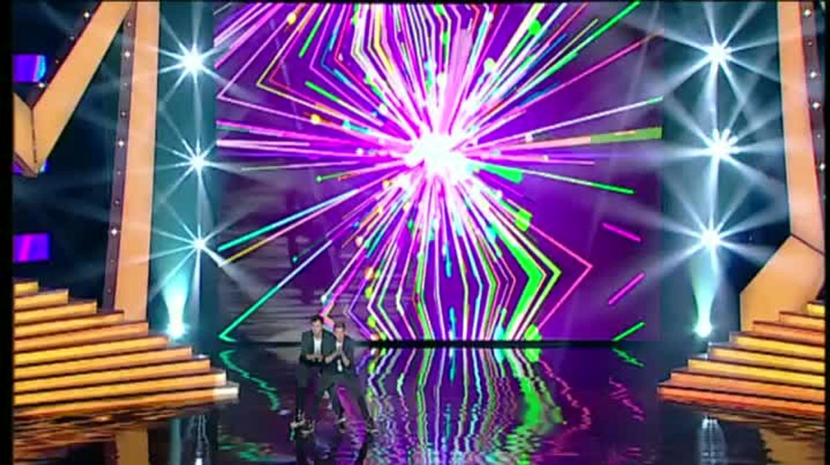 RWB, semifinala "Romanii au talent" Scene si bonusuri din Românii Au Talent! PRO TV