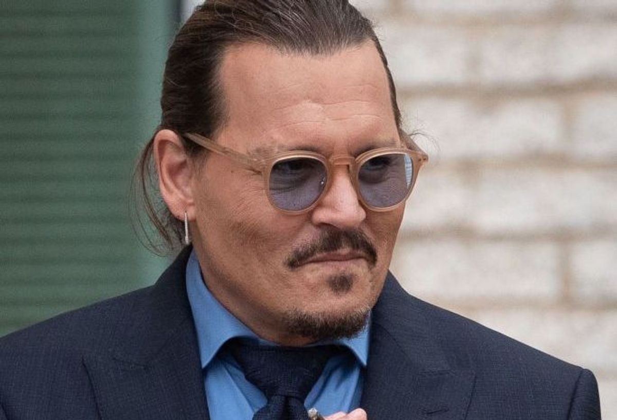 Johnny Depp, sorpreso con una donna misteriosa in Italia.  I fan pensavano che fosse lei la nuova fidanzata