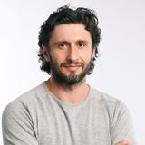 Dragoş Bucur