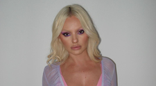 Alexandra Stan iubește din nou! Cântăreața a publicat prima imagine cu iubitul fotbalist