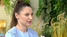Îți poți face masaj facial acasă și e foarte simplu! Ce recomandări dă specialistul și ce trebuie să folosești