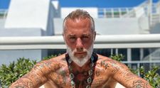 Gianluca Vacchi este de nerecunoscut. A slăbit teribil, iar fanii se tem că ascunde o boală gravă. Imagini îngrijorătoare cu milionarul italian