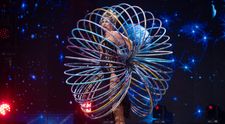 Românii au talent, 5 aprilie. Alesya Gulevich deține 3 recorduri mondiale pentru cele mai multe cercuri învârtite vreodată: „Mi se pare că tu ești unică!”