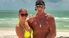 Hulk Hogan se însoară a treia oară. Cine este Sky Daily, viitoarea soție a luptătorului WWE