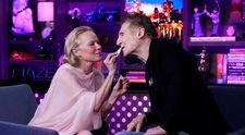 Pamela Anderson a spus, în sfârșit, adevărul despre relația cu Liam Neeson. Unde locuiesc în prezent cei doi
