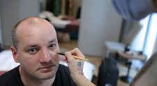 Transformarea prin care a trecut Victor Răcariu. Cum au reacționat prietenii și iubita lui