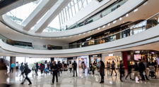 S-au deschis mall-urile, dar au apărut și noi reguli. Ce este interzis să faci atunci când mergi în marile magazine