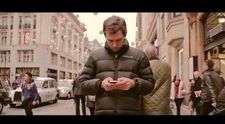 Manifest impotriva vietii irosite pe internet. Clipul devenit viral, cu peste 10 milioane de afisari pe YouTube intr-o saptamana