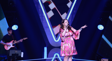 Vocea României, sezonul 10: Alexandrina Vlad, moment spectaculos pe scenă cu piesa „Love Is A Lie”