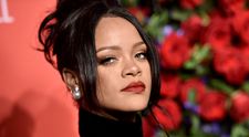 Rihanna și-a surprins fanii cu un look complet diferit. Cum arată artista blondă