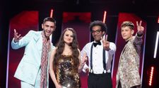 Astăzi e finala Vocea României, sezonul 10! Iulian Nunucă, Andra Botez, Winael Baldus și Teodor Debu luptă pentru trofeu
