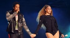 VIDEO Fanii lui Beyonce în delir după ce artista i-a lăsat să creadă că e însărcinată cu cel de-al 4-lea copil