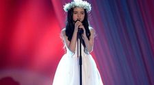 Vocea superba care iti da fiori. O fetita de 8 ani, aplaudata in picioare la 
