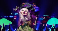 Muma Pădurii i-a uimit pe detectivii Masked Singer România cu alegerea muzicală