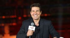 De ce se spune despre Tom Cruise că e la fel de sexy ca la 24 de ani? Vezi cum arată la filmările noului Top Gun!