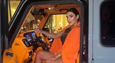 Andreea Tonciu se pregătește pentru o schimbare radicală de look:„Buze mai mari și ochi de pisică”