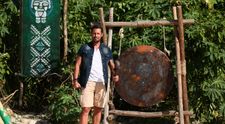 Tensiunea atinge cote maxime la Survivor România! Daniel Pavel observă, în această seară, un detaliu șocant: una dintre concurente are ochiul umflat