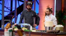 Chef Foa are un ajutor în bucătărie: pe fratele său. Ce vor avea de gătit concurenții