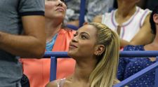 Beyonce, aparitie extrem de sexy alaturi de Jay Z. Cum a aparut regina R&B-ului la bratul sotului ei