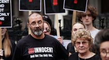 Bărbatul care a stat 17 ani în închisoare pentru un viol pe care nu l-a comis: „Mi-e frică să îmbrățișez femei”